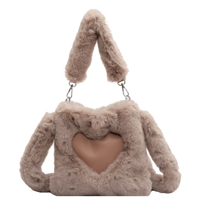 Sac à Main Doux Fourrure – Cœur Tendance
